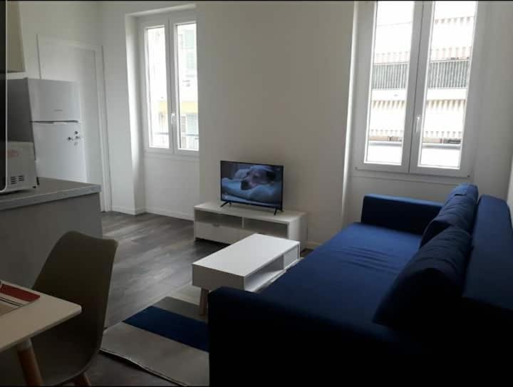 Air-Conditioned And Free Wifi Apartment Next To Promenade Des Anglais Ницца Экстерьер фото